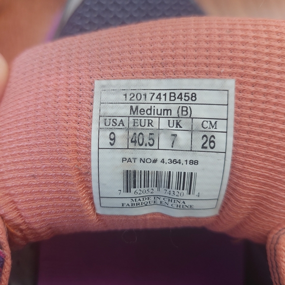 Women's Brooks Adrenaline GTS15 Size 9 w/ original box - Picture 7 of 8